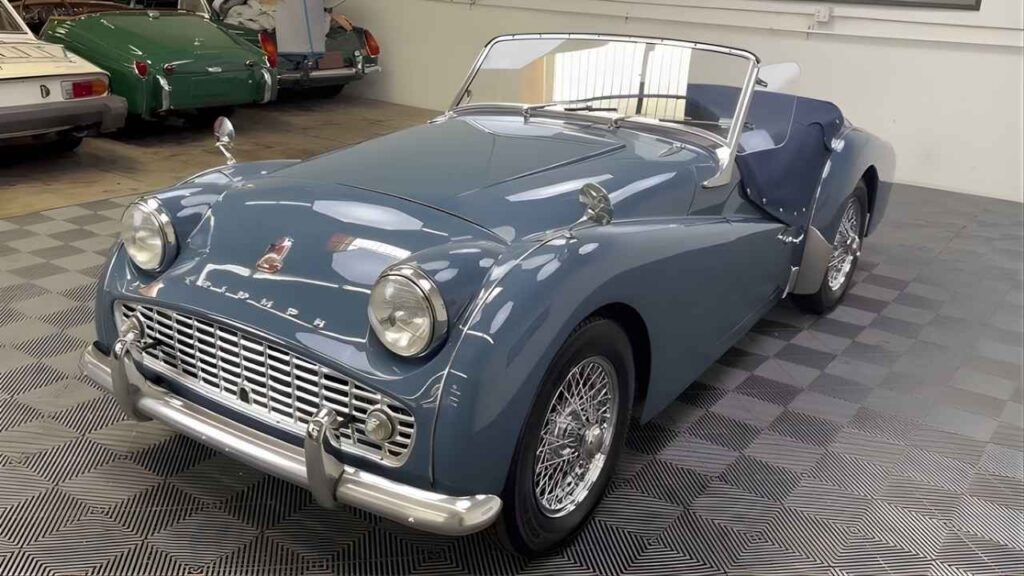 2026 Triumph TR3
